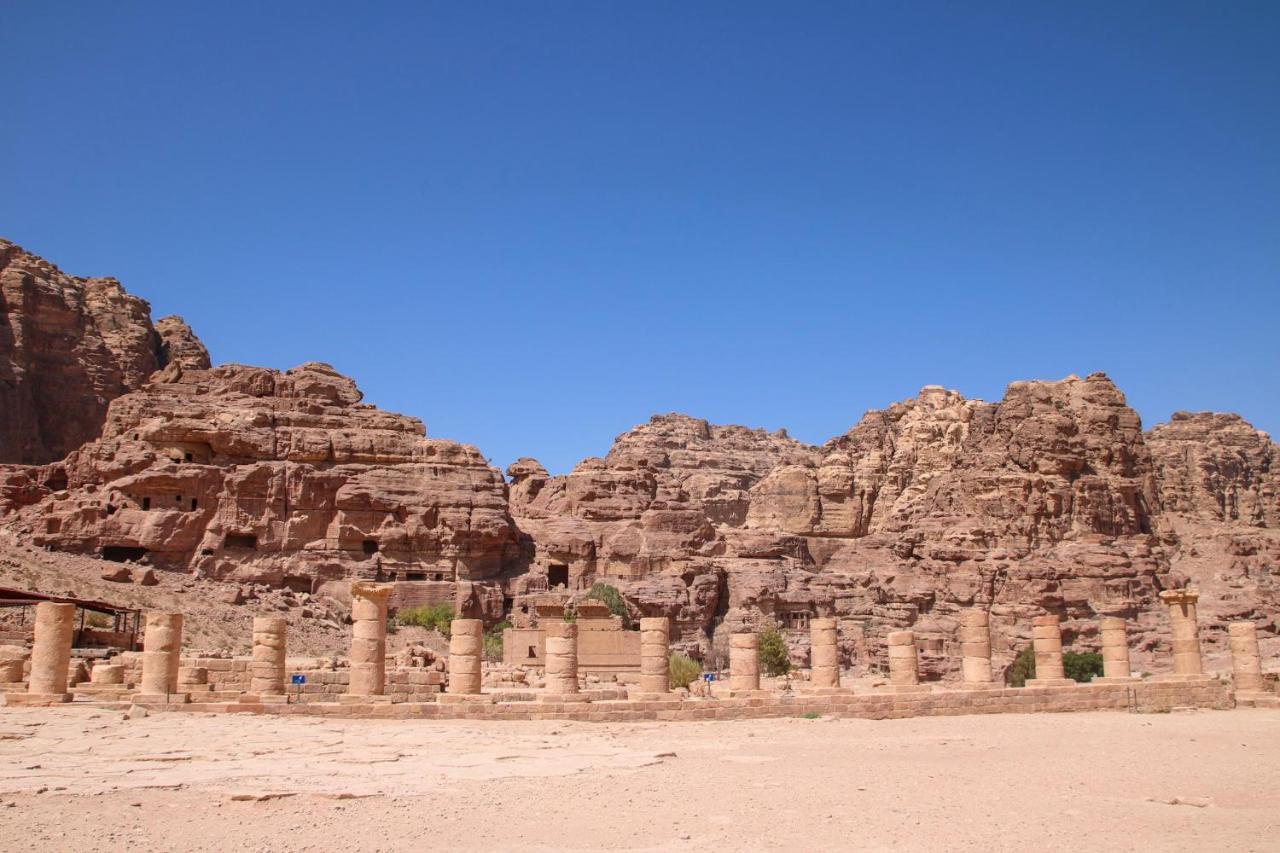 Petra Family House Bed & Breakfast Exterior foto